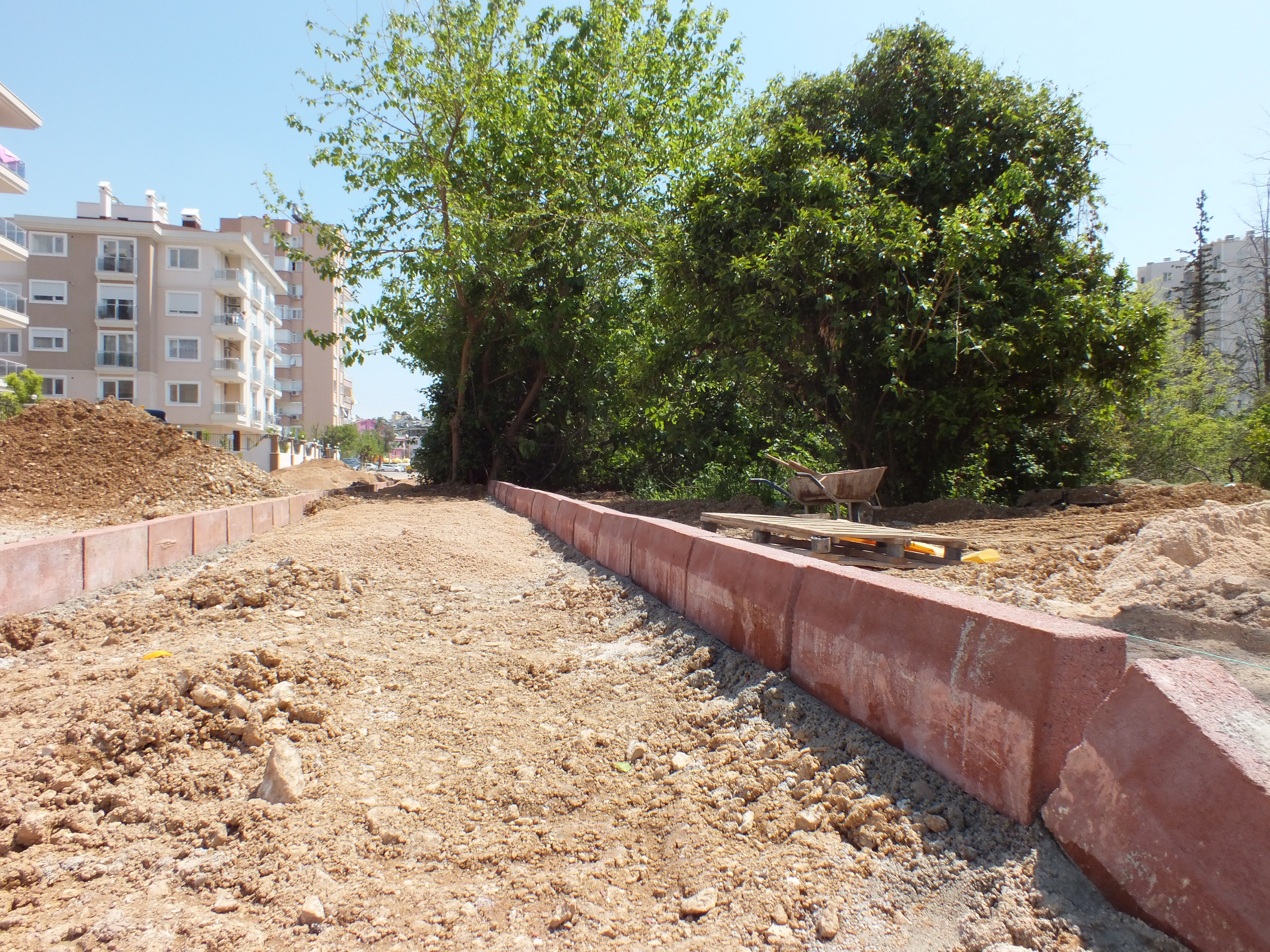 Bahçe Bordürü (Belediye Tipi)